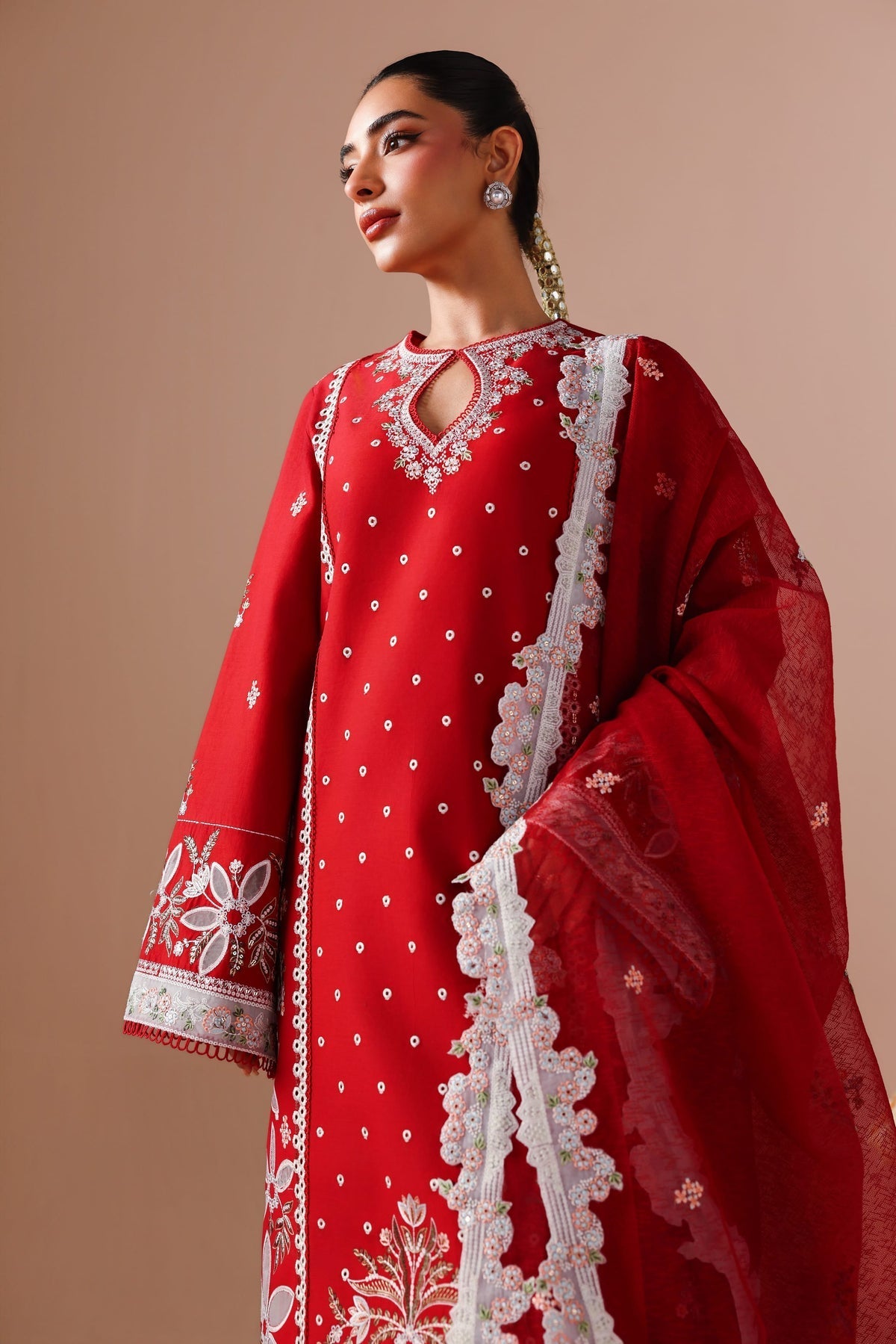 Akbar Aslam | Elan Luxury Lawn 26 | Seraya - by Libasekhas UK - Registered Vendor of : Akbar Aslam - 100% Original Designer Dress