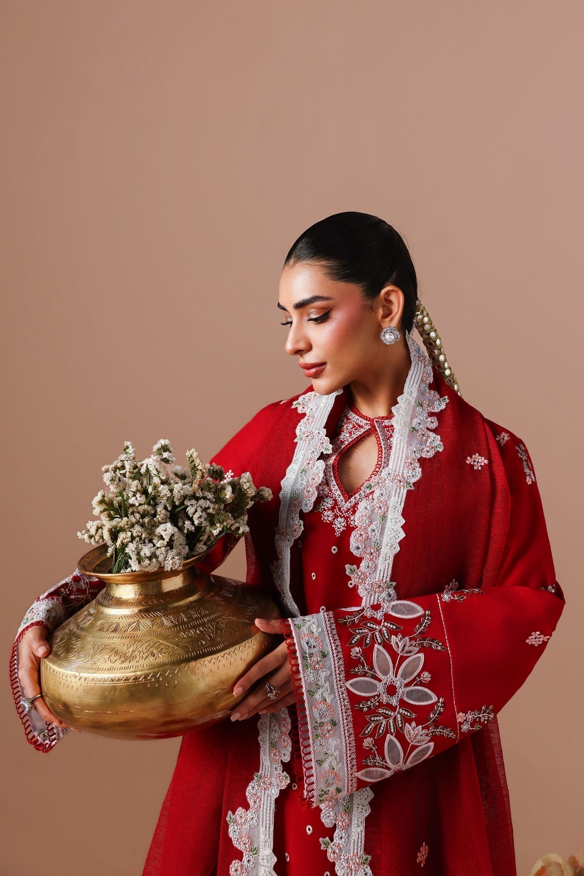 Akbar Aslam | Elan Luxury Lawn 26 | Seraya - by Libasekhas UK - Registered Vendor of : Akbar Aslam - 100% Original Designer Dress