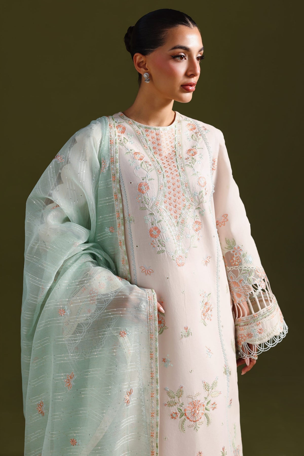 Akbar Aslam | Elan Luxury Lawn 26 | Naazi - by Libasekhas UK - Registered Vendor of : Akbar Aslam - 100% Original Designer Dress
