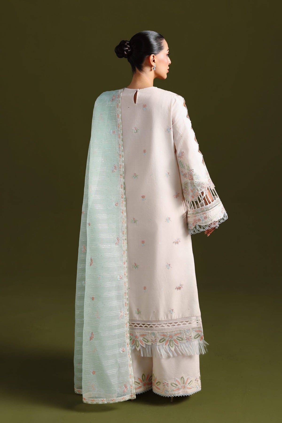 Akbar Aslam | Elan Luxury Lawn 26 | Naazi - by Libasekhas UK - Registered Vendor of : Akbar Aslam - 100% Original Designer Dress