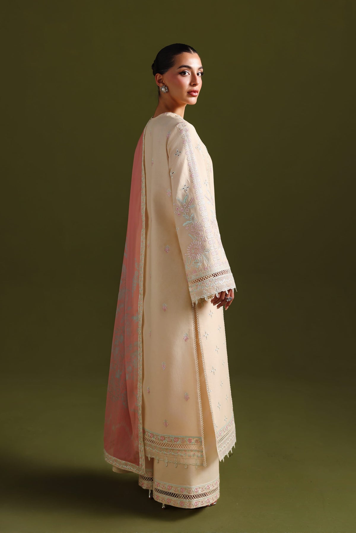 Akbar Aslam | Elan Luxury Lawn 26 | Esmira - by Libasekhas UK - Registered Vendor of : Akbar Aslam - 100% Original Designer Dress