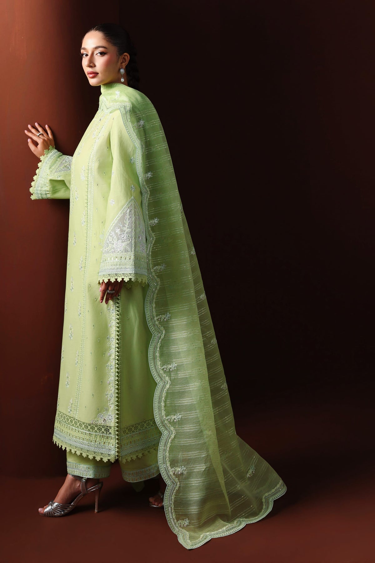 Akbar Aslam | Elan Luxury Lawn 26 | Nayeli - by Libasekhas UK - Registered Vendor of : Akbar Aslam - 100% Original Designer Dress