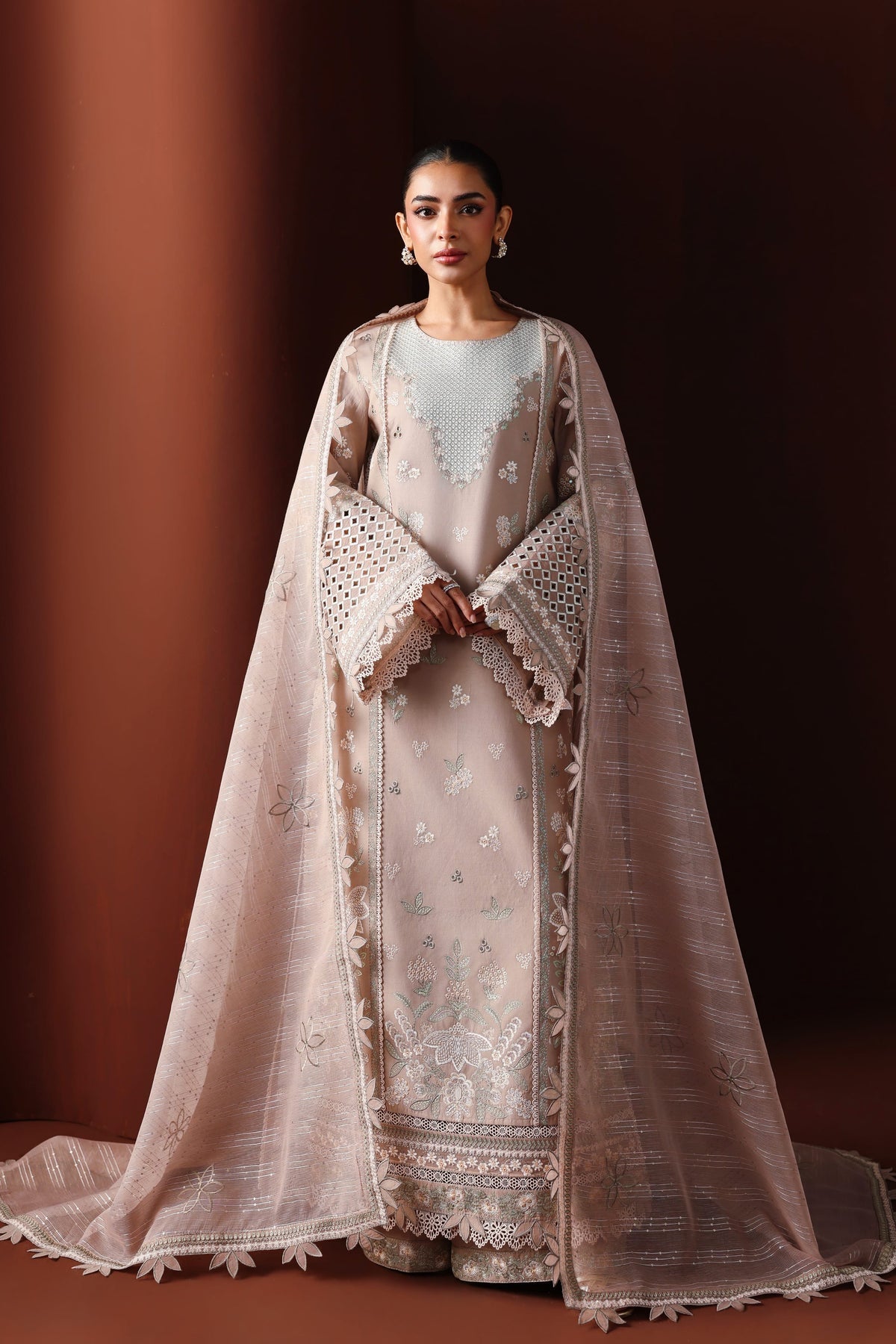 Akbar Aslam | Elan Luxury Lawn 26 | Yasmina - by Libasekhas UK - Registered Vendor of : Akbar Aslam - 100% Original Designer Dress