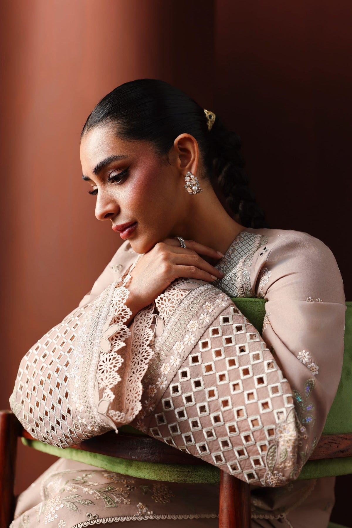 Akbar Aslam | Elan Luxury Lawn 26 | Yasmina - by Libasekhas UK - Registered Vendor of : Akbar Aslam - 100% Original Designer Dress