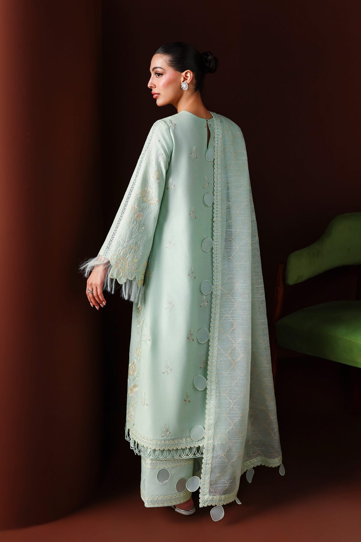 Akbar Aslam | Elan Luxury Lawn 26 | Qamari - by Libasekhas UK - Registered Vendor of : Akbar Aslam - 100% Original Designer Dress