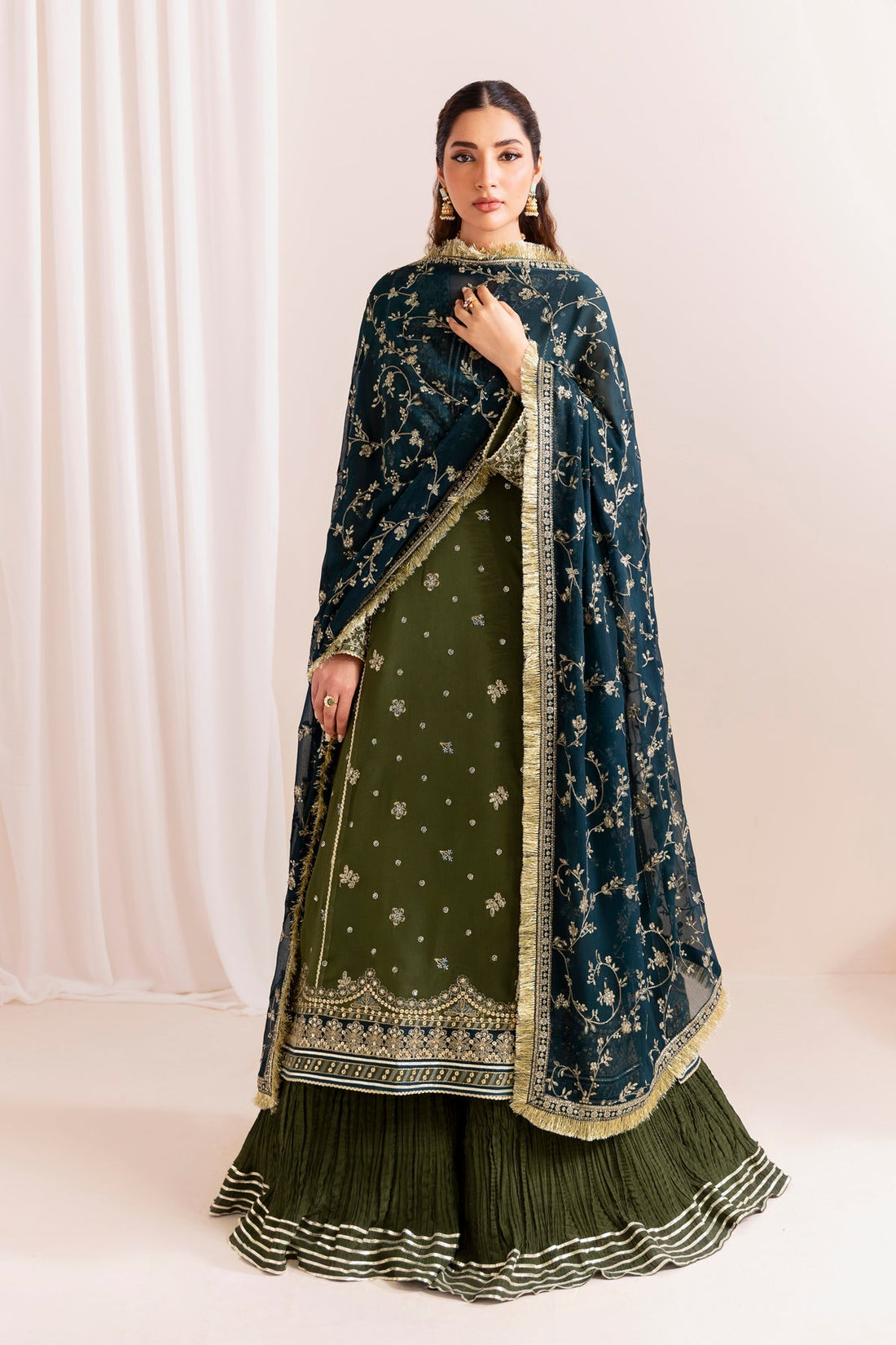 Xenia Formals | Luxury Formals 25 | MAHVASH - by Libasekhas UK - Registered Vendor of : Xenia Formals - 100% Original Designer Dress