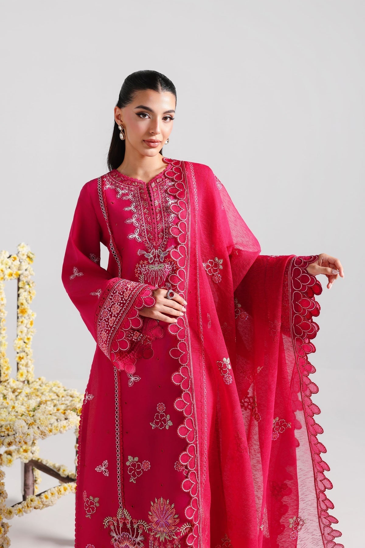 Akbar Aslam | Elan Luxury Lawn 26 | Raniya - by Libasekhas UK - Registered Vendor of : Akbar Aslam - 100% Original Designer Dress