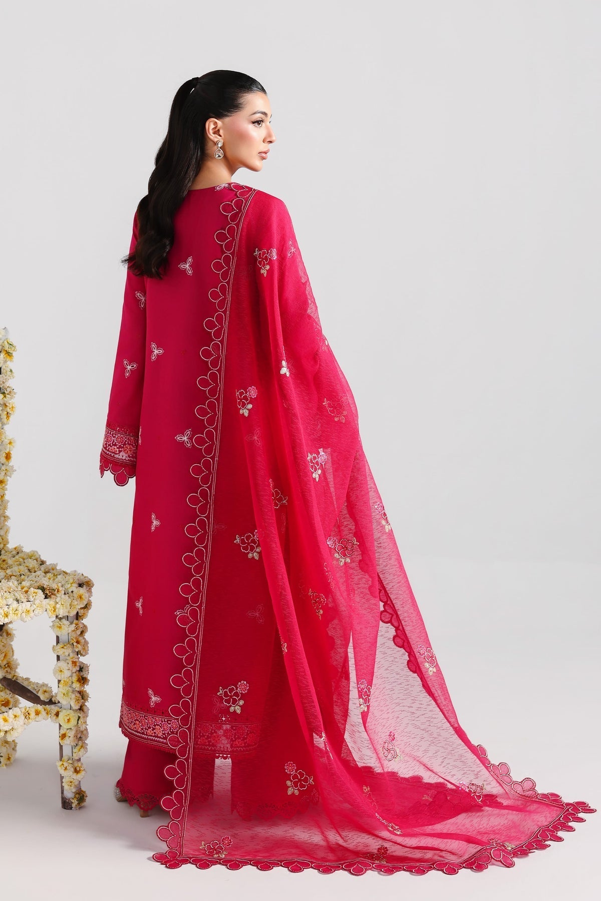 Akbar Aslam | Elan Luxury Lawn 26 | Raniya - by Libasekhas UK - Registered Vendor of : Akbar Aslam - 100% Original Designer Dress