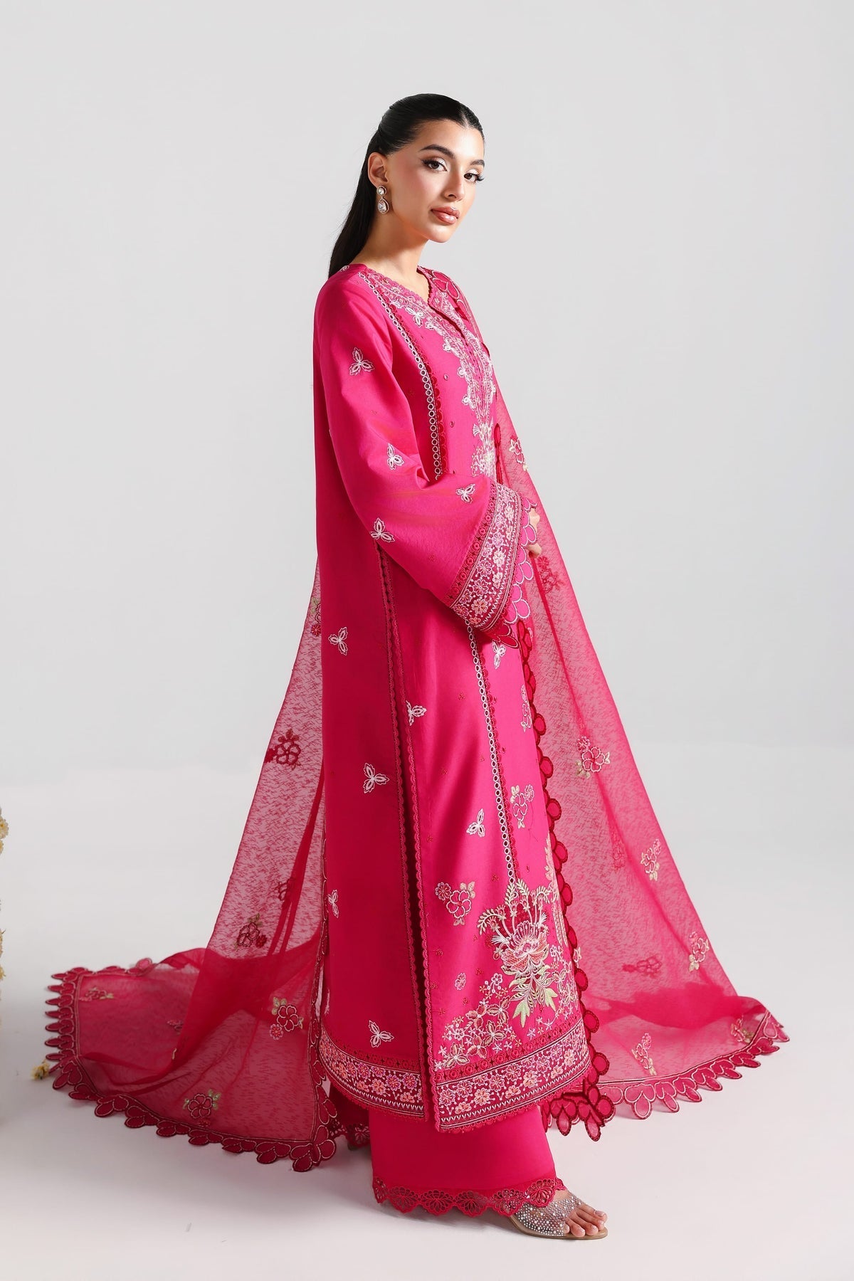 Akbar Aslam | Elan Luxury Lawn 26 | Raniya - by Libasekhas UK - Registered Vendor of : Akbar Aslam - 100% Original Designer Dress