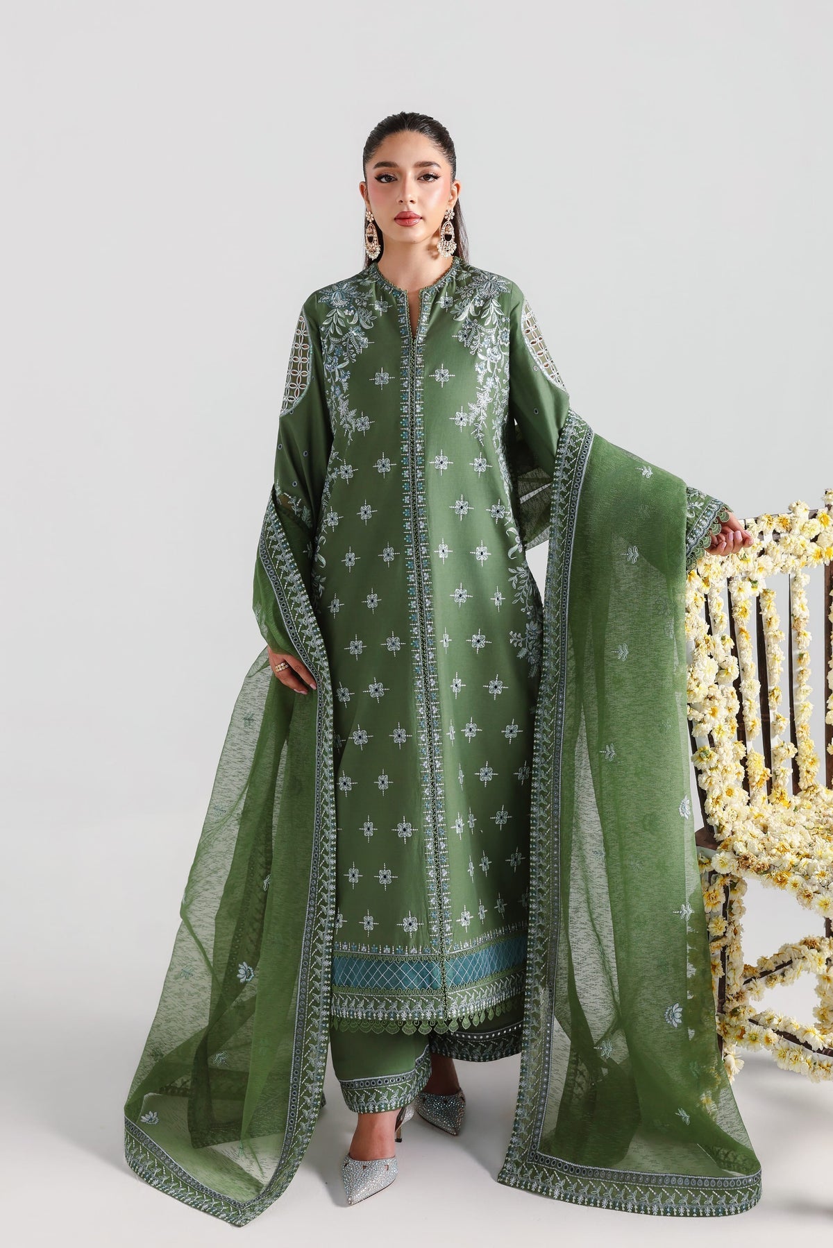 Akbar Aslam | Elan Luxury Lawn 26 | Samara - by Libasekhas UK - Registered Vendor of : Akbar Aslam - 100% Original Designer Dress