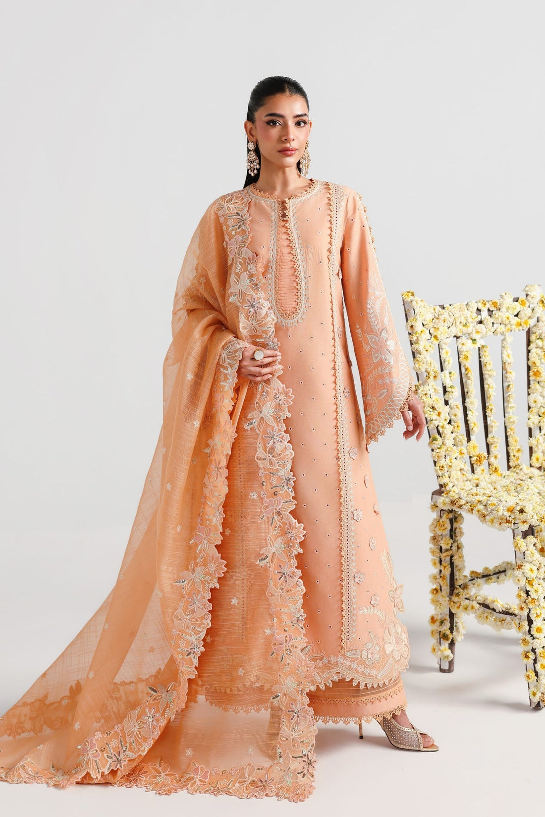 Akbar Aslam | Elan Luxury Lawn 26 | Ravina - by Libasekhas UK - Registered Vendor of : Akbar Aslam - 100% Original Designer Dress