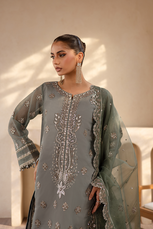 Emaan Adeel | Noore Festive Formals | VELIZA - by - Libasekhas UK - Registered Vendor of : Hoorain Designer Wear - 100% Original Designer Dresss