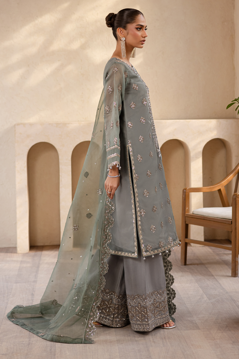 Emaan Adeel | Noore Festive Formals | VELIZA - by - Libasekhas UK - Registered Vendor of : Hoorain Designer Wear - 100% Original Designer Dresss