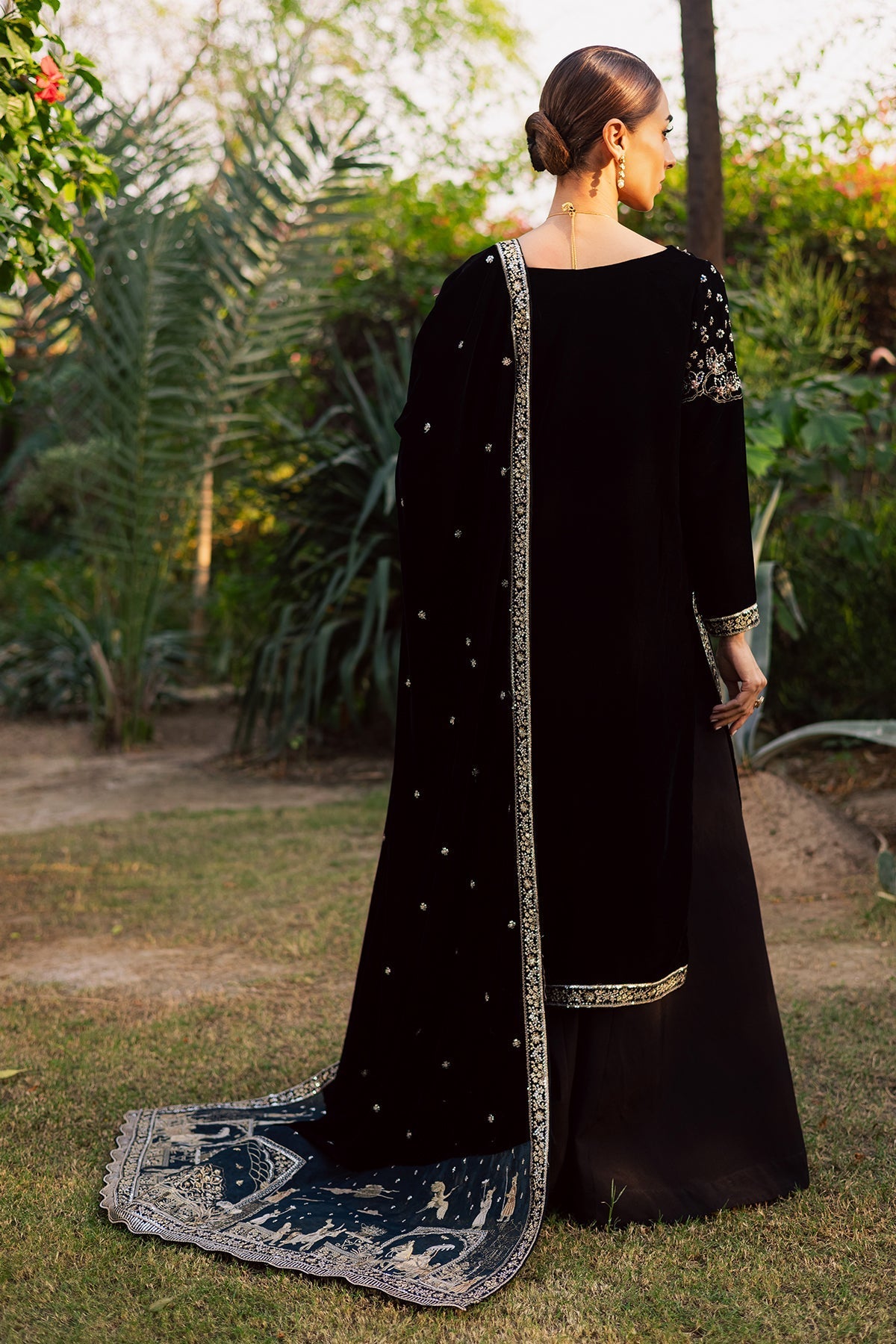Nureh | Maya Velvet | NW-118 - by Libasekhas UK - Registered Vendor of : Nureh - 100% Original Designer Dress