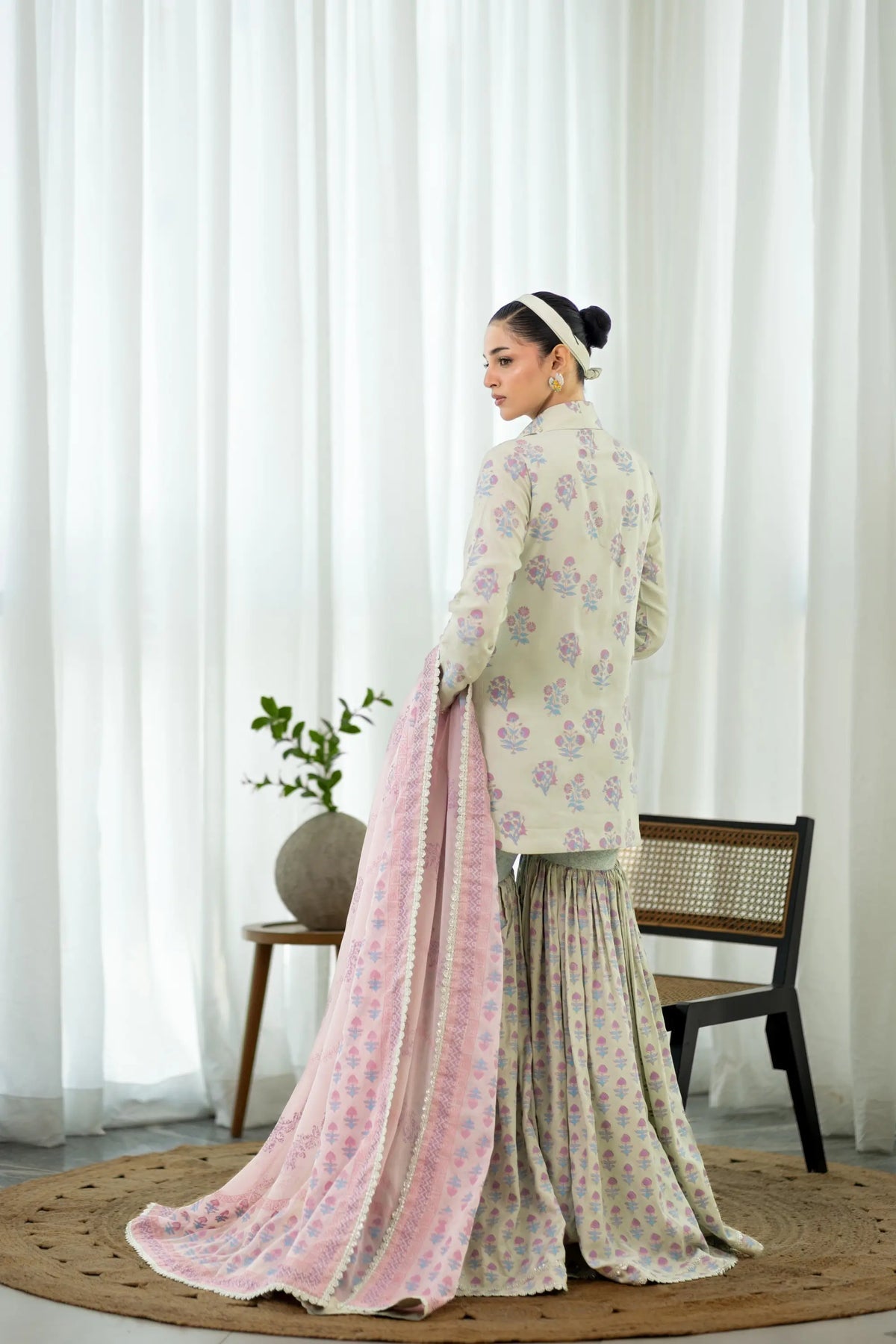 Wahaj M Khan | Sanam Luxe | Mint Ãlan GS - by Libasekhas UK - Registered Vendor of : Wahaj M Khan - 100% Original Designer Dress