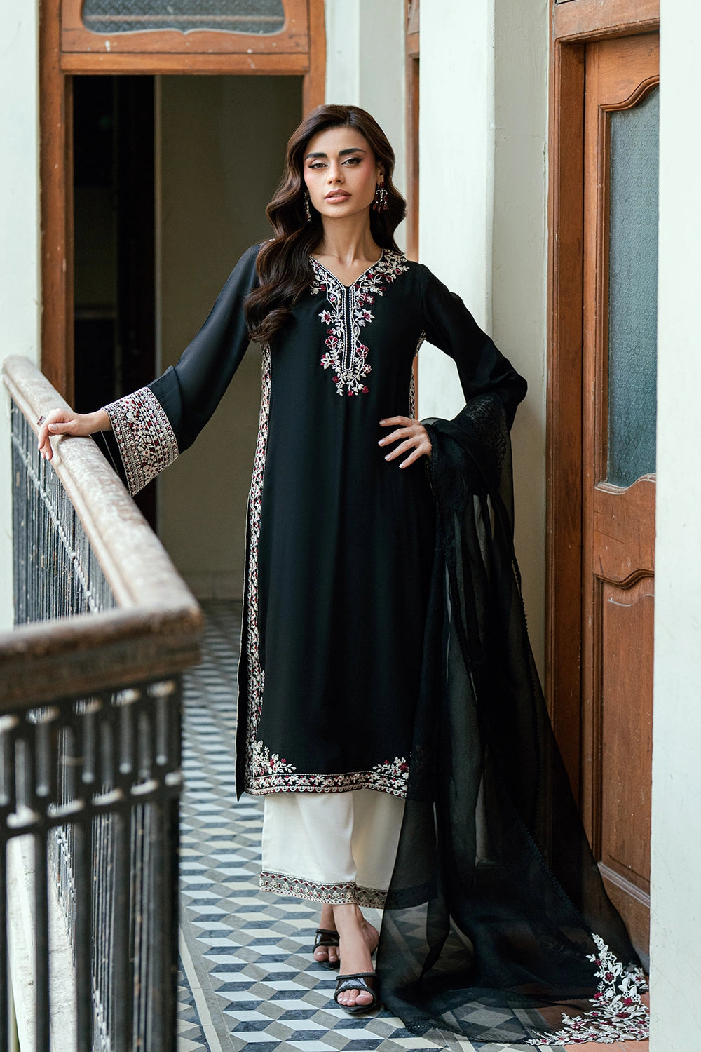 Azure | Vogue Formals | Black Swan - by Libasekhas UK - Registered Vendor of : Azure - 100% Original Designer Dress