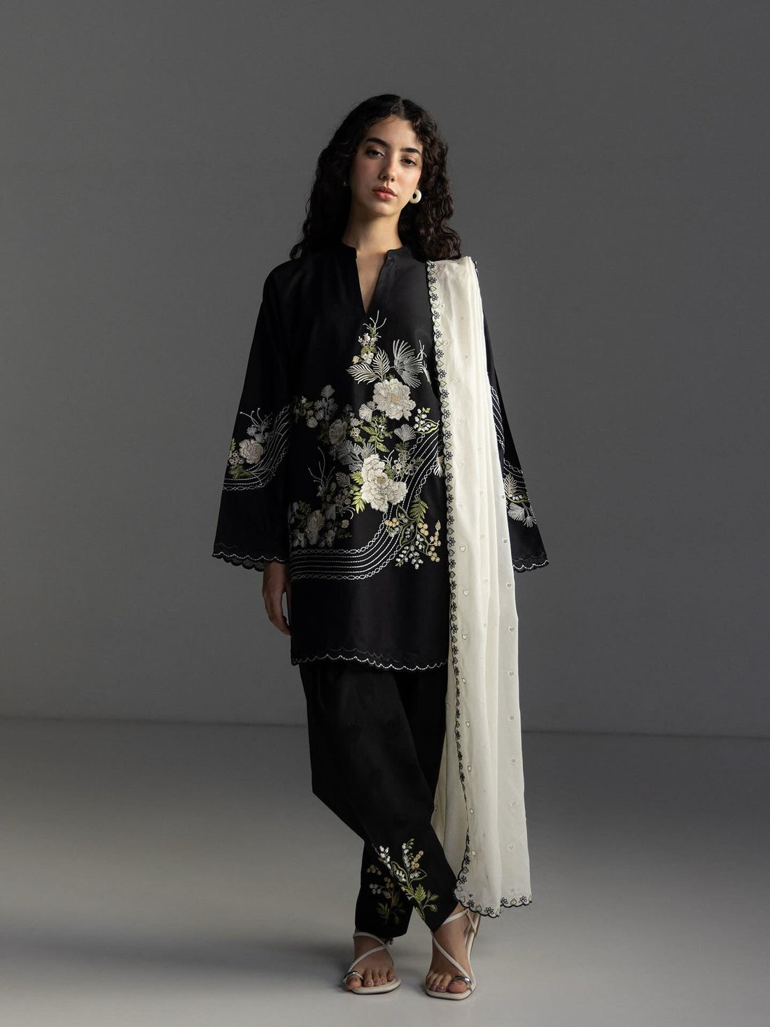 Zara Shahjahan | Coco Lawn 26 | Evia-9A - by Libasekhas UK - Registered Vendor of : Zara Shahjahan - 100% Original Designer Dress