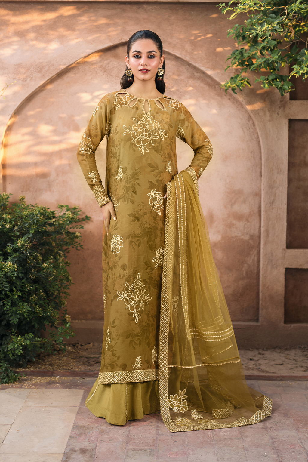 Iznik | Bandhani Formals | UE-332 - by - Libasekhas UK - Registered Vendor of : Iznik - 100% Original Designer Dresss