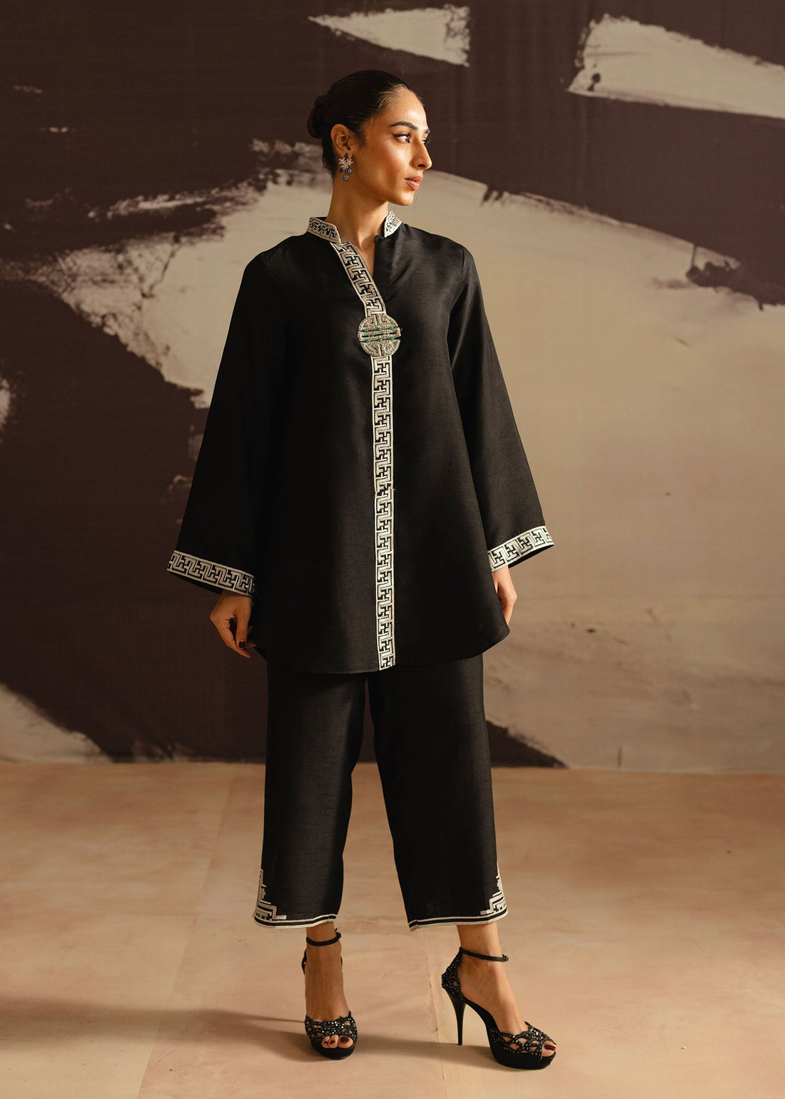 Mahgul | Eye of Cemal | Oriental Noir - by - Libasekhas UK - Registered Vendor of : Mahgul - 100% Original Designer Dresss