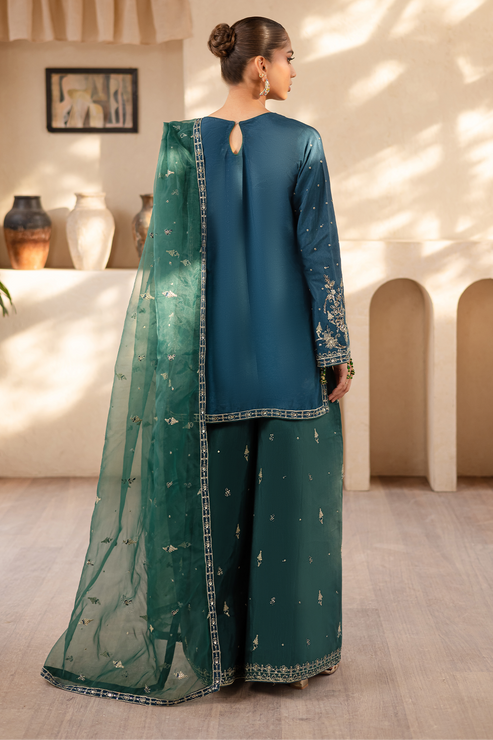 Emaan Adeel | Noore Festive Formals | LAVEEN - by - Libasekhas UK - Registered Vendor of : Emaan Adeel - 100% Original Designer Dresss