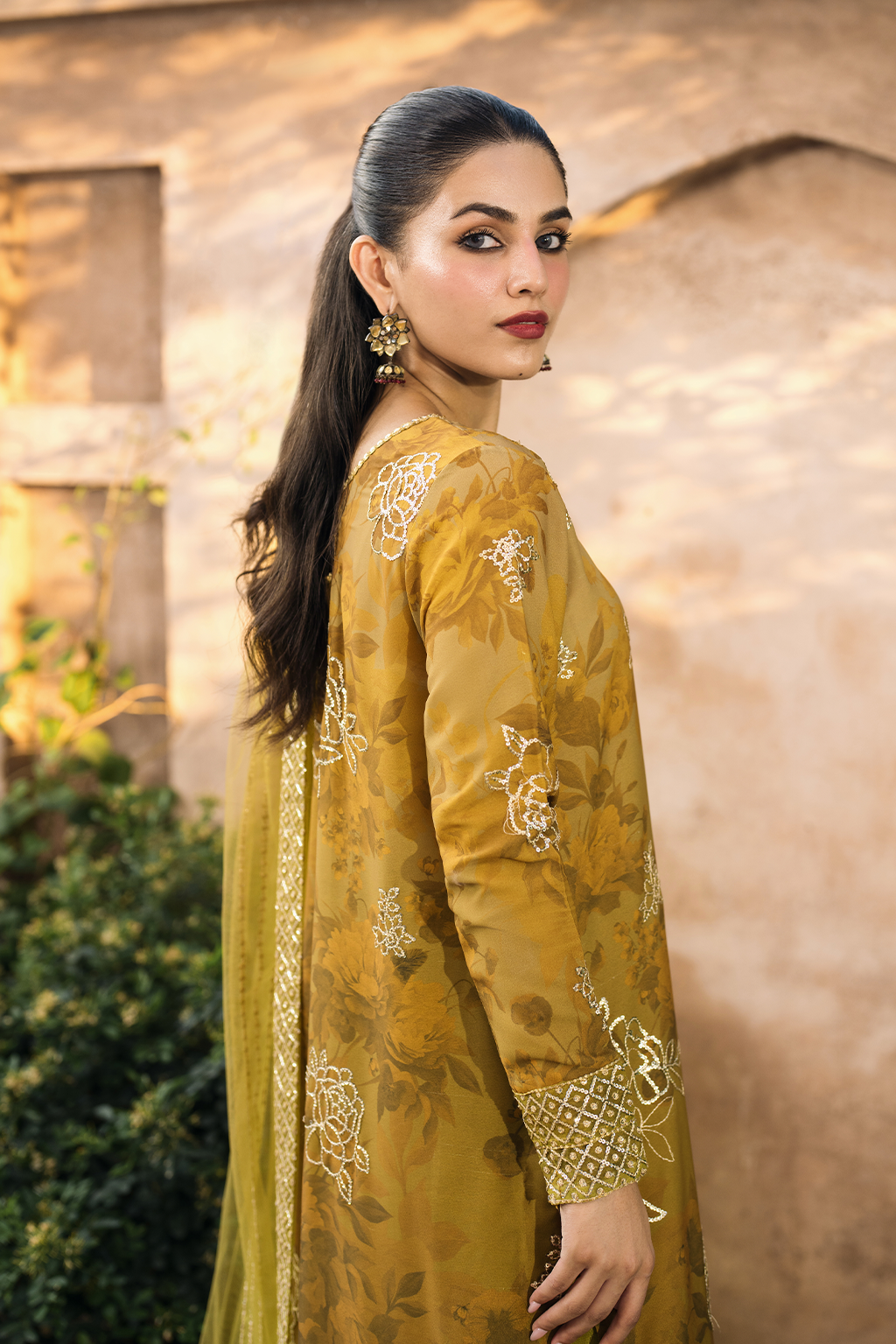 Iznik | Bandhani Formals | UE-332 - by - Libasekhas UK - Registered Vendor of : Iznik - 100% Original Designer Dresss