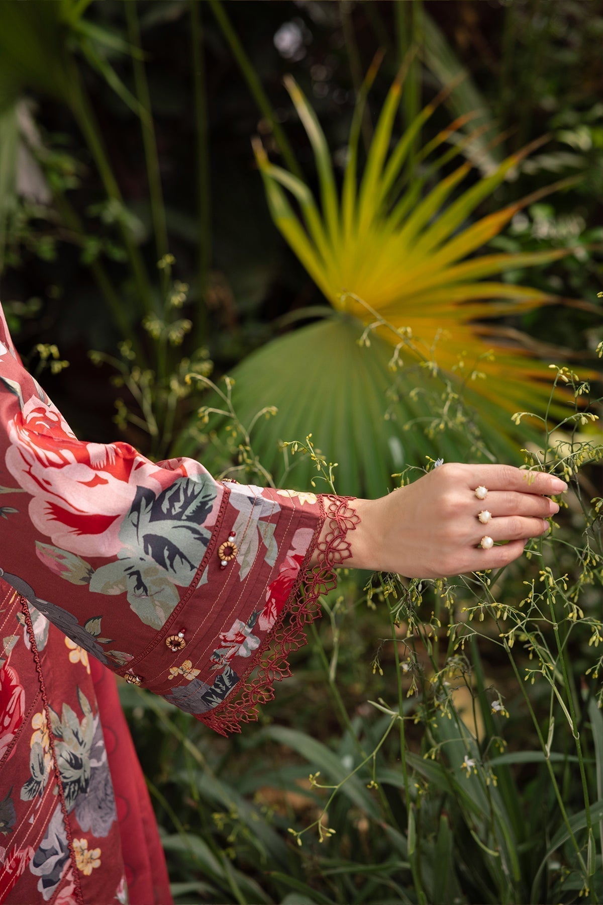 Alizeh | Sheen Lawn Prints 24 | PETUNIA - by - Libasekhas UK - Registered Vendor of : Alizeh - 100% Original Designer Dresss