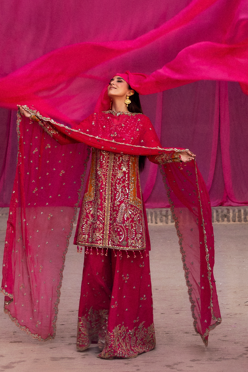 Emaan Adeel I The Empress Wedding Formals I IMAELISSA - by Libasekhas UK - Registered Vendor of : Emaan Adeel - 100% Original Designer Dress