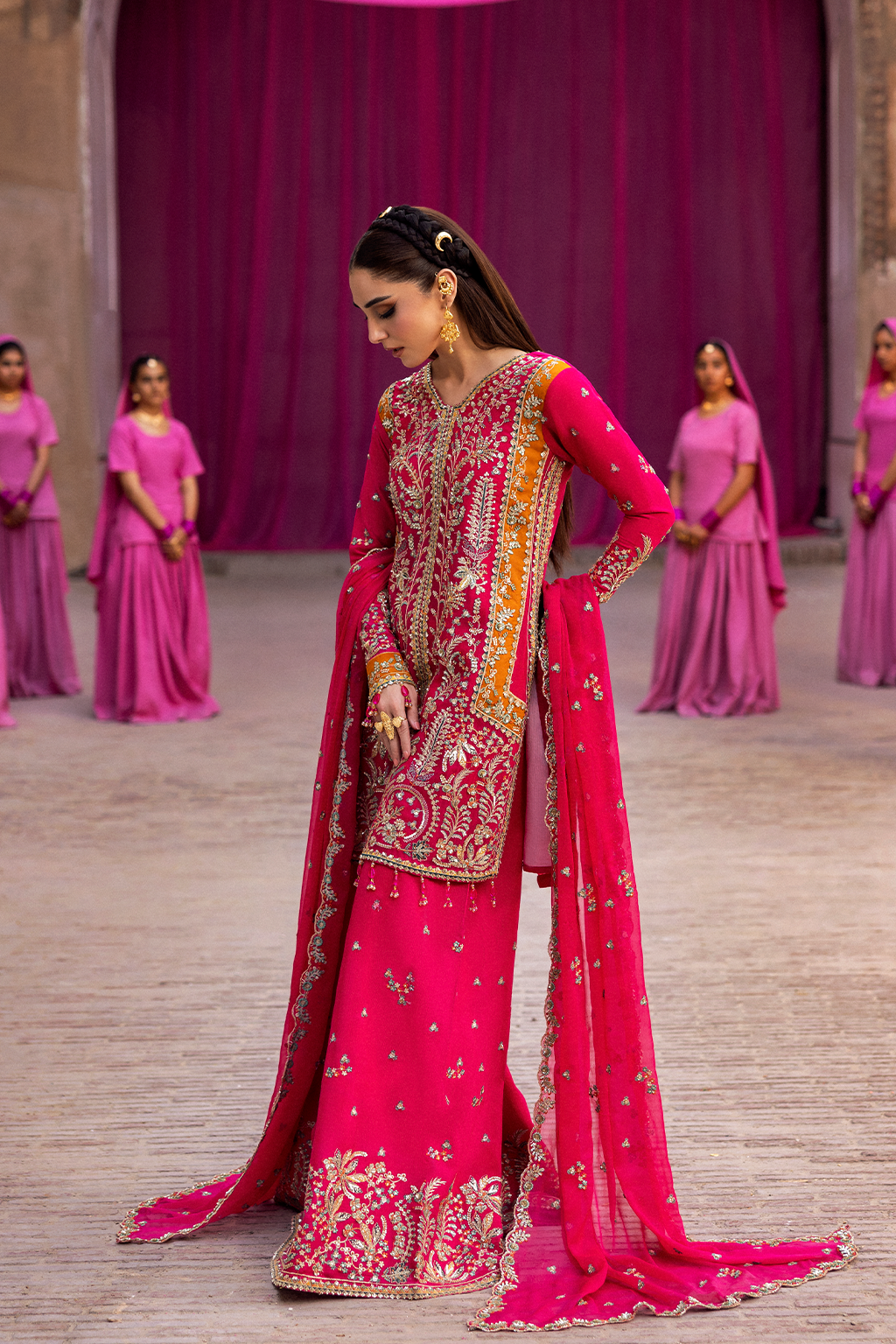 Emaan Adeel I The Empress Wedding Formals I IMAELISSA - by Libasekhas UK - Registered Vendor of : Emaan Adeel - 100% Original Designer Dress