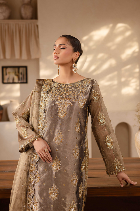 Emaan Adeel | Noore Festive Formals | RAVEEN - by - Libasekhas UK - Registered Vendor of : Emaan Adeel - 100% Original Designer Dresss