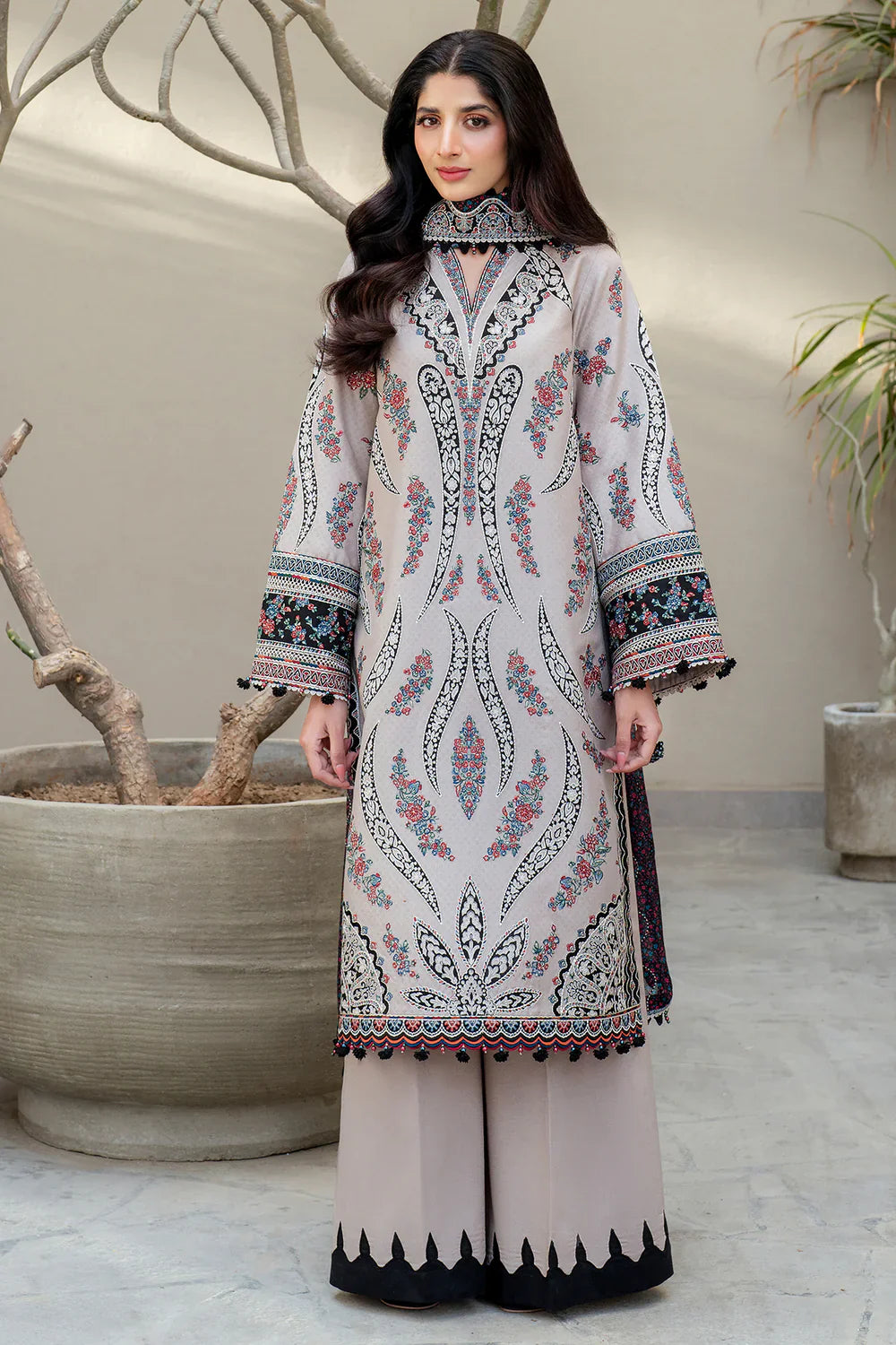 Jazmin | Shahkaar Luxury Lawn 25 | SL25-D7 - by - Libasekhas UK - Registered Vendor of : Jazmin - 100% Original Designer Dresss