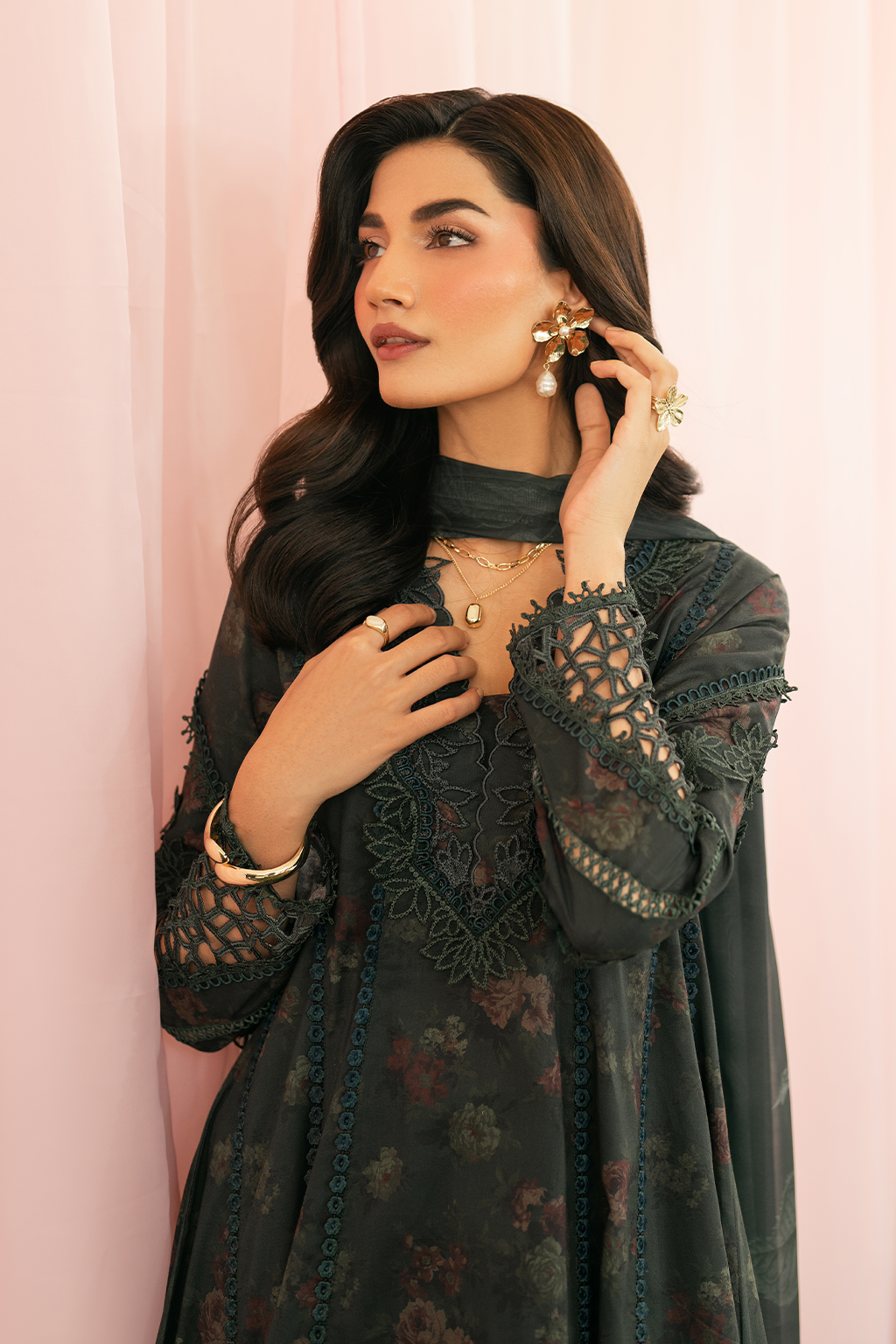 Iznik | Festive Edition | IFE-08 - by - Libasekhas UK - Registered Vendor of : Iznik - 100% Original Designer Dresss