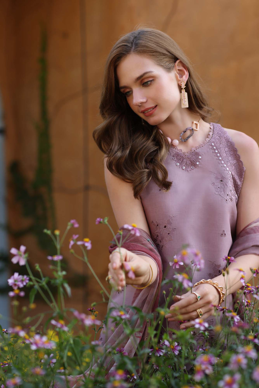 Noor by Saadia Asad | Luxe Chikankari 25 | D8-A - by - Libasekhas UK - Registered Vendor of : Noor by Saadia Asad - 100% Original Designer Dresss