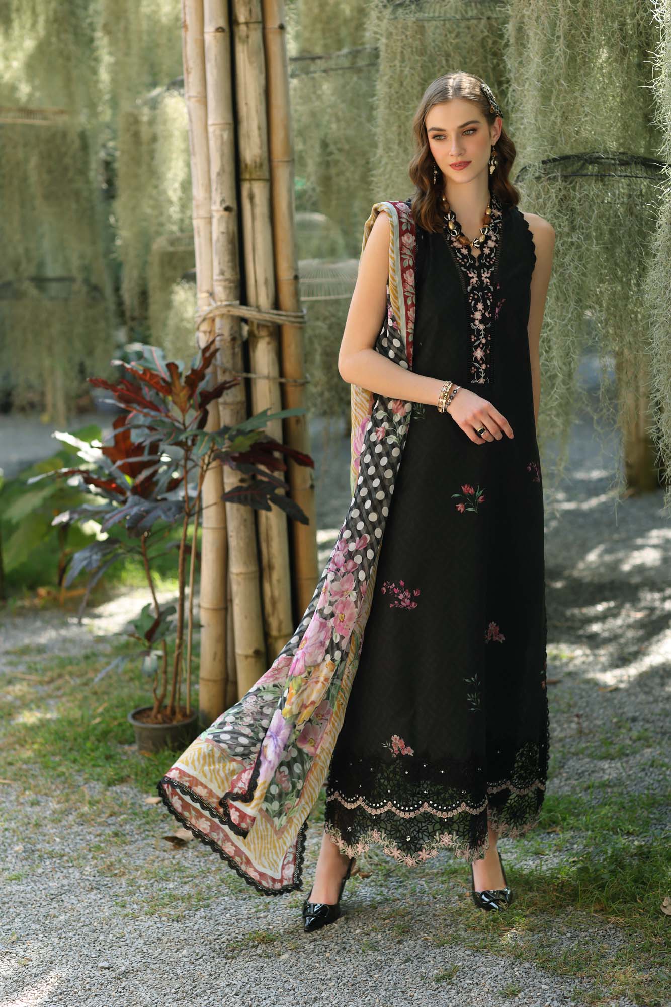 Noor by Saadia Asad | Eid Luxe Printedkari | D10-B - by - Libasekhas UK - Registered Vendor of : Noor by Saadia Asad - 100% Original Designer Dresss