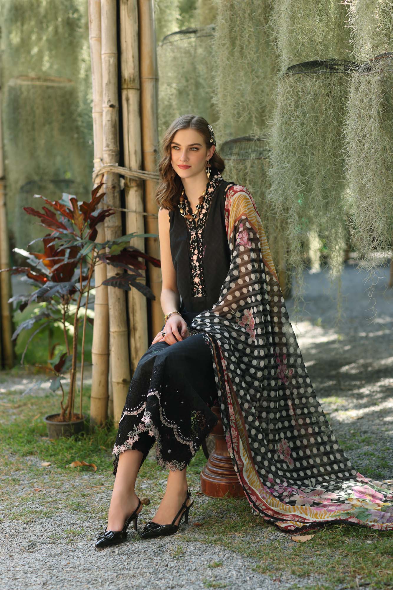 Noor by Saadia Asad | Eid Luxe Printedkari | D10-B - by - Libasekhas UK - Registered Vendor of : Noor by Saadia Asad - 100% Original Designer Dresss