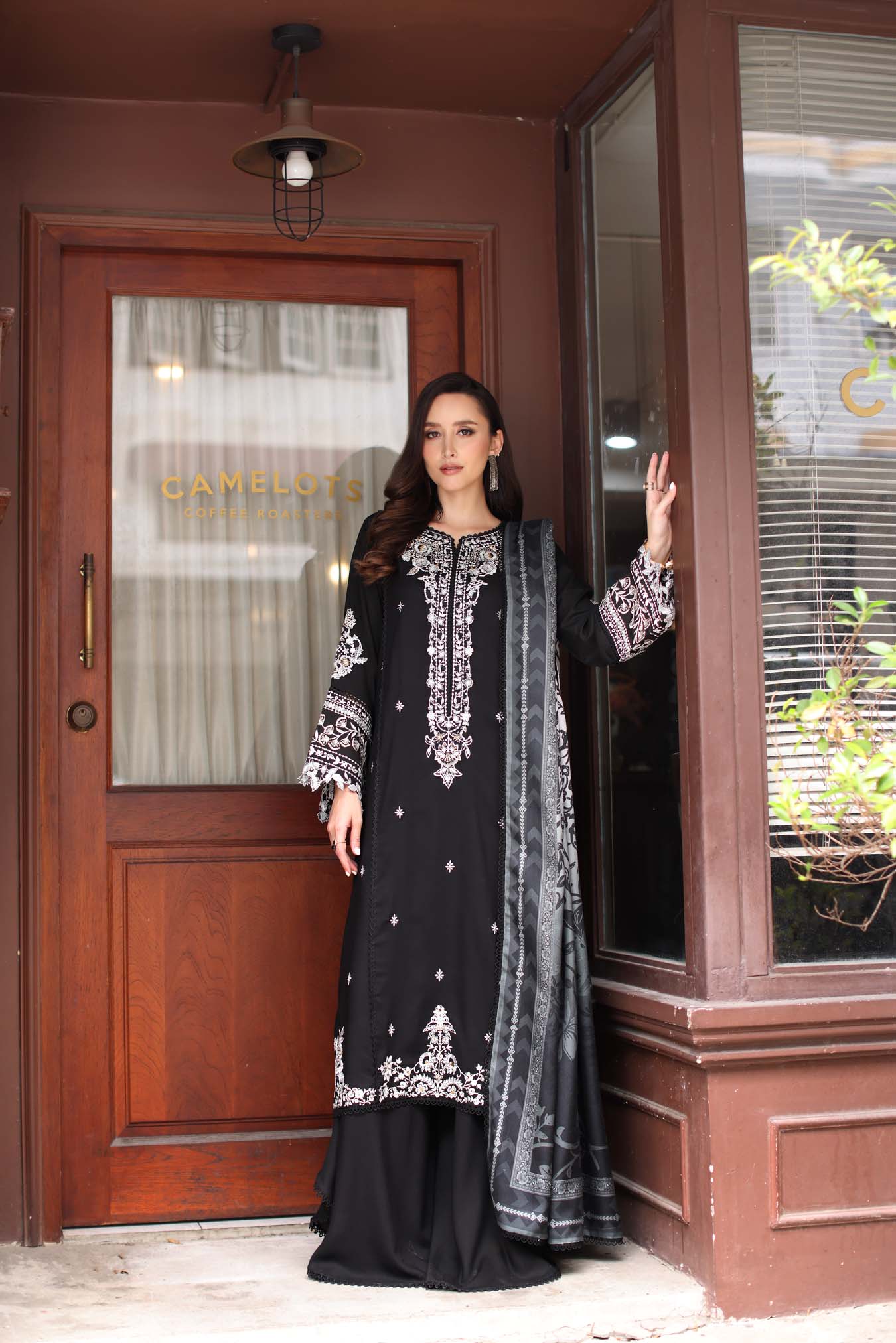 Saadia Asad | Winter Printkhaas 25 | D10- A - by Libasekhas UK - Registered Vendor of : Saadia Asad - 100% Original Designer Dress