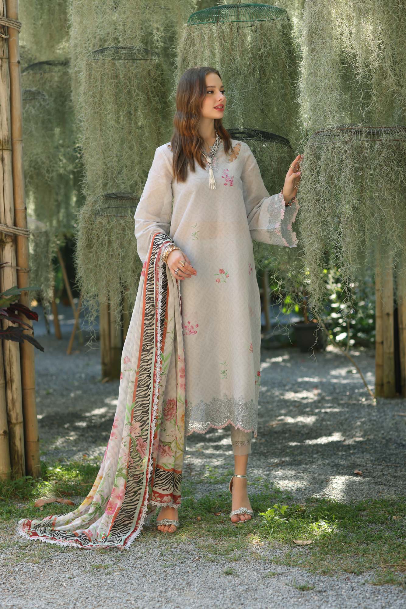 Noor by Saadia Asad | Eid Luxe Printedkari | D10-A - by - Libasekhas UK - Registered Vendor of : Noor by Saadia Asad - 100% Original Designer Dresss