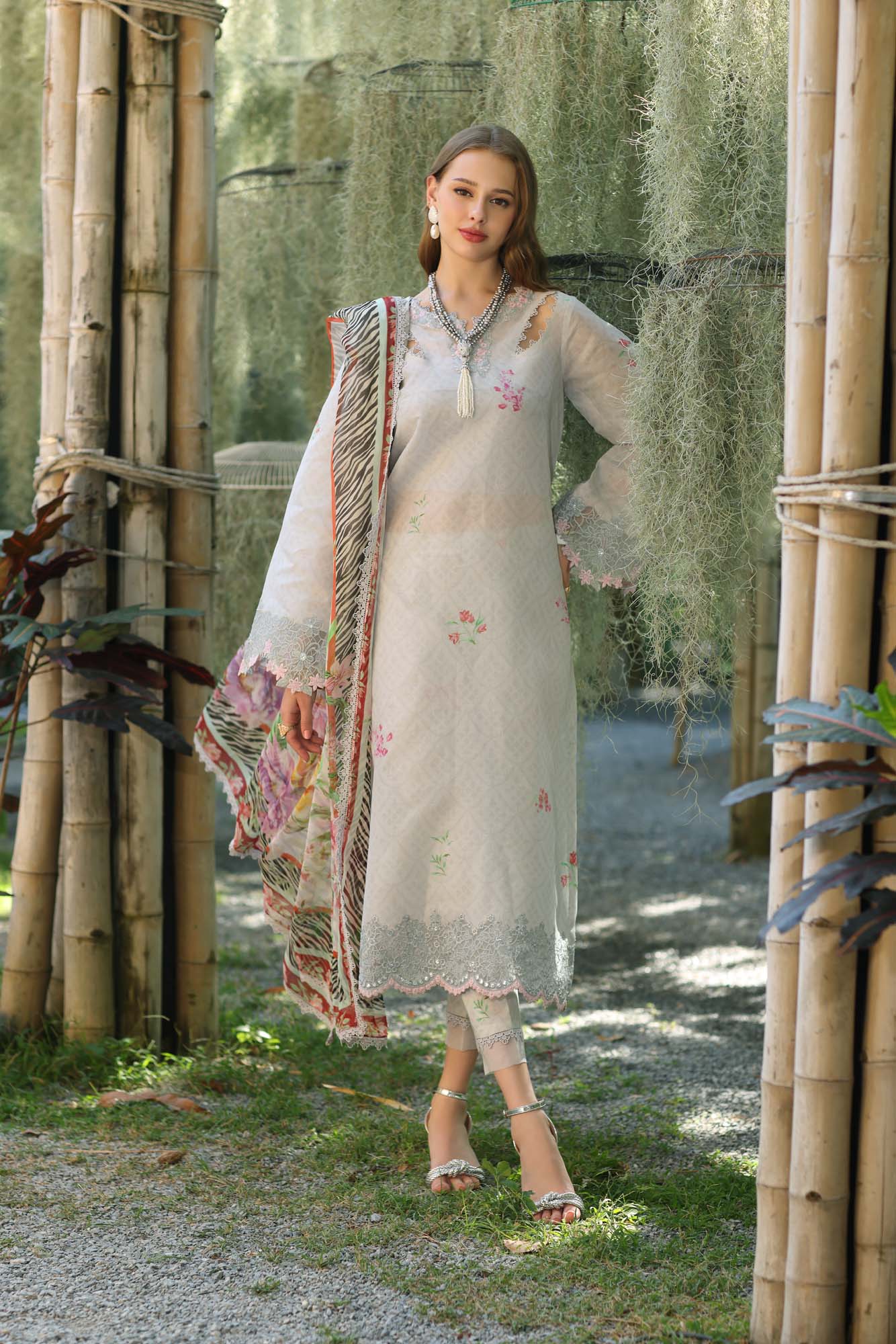 Noor by Saadia Asad | Eid Luxe Printedkari | D10-A - by - Libasekhas UK - Registered Vendor of : Noor by Saadia Asad - 100% Original Designer Dresss