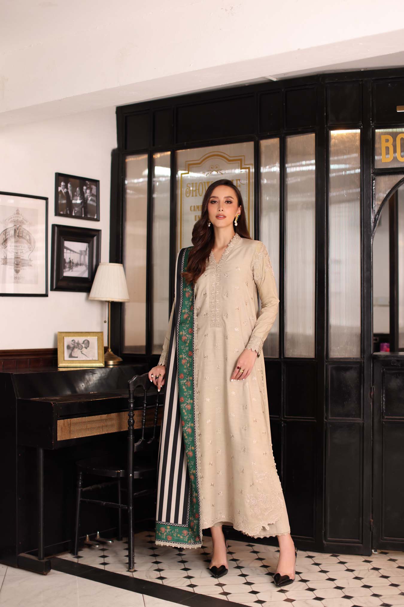 Saadia Asad | Winter Printkhaas 25 | D1 - B - by Libasekhas UK - Registered Vendor of : Saadia Asad - 100% Original Designer Dress