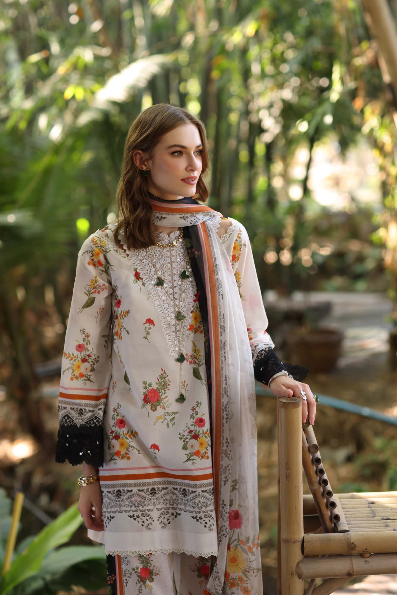 Noor by Saadia Asad | Eid Luxe Printedkari | D4-B - by - Libasekhas UK - Registered Vendor of : Noor by Saadia Asad - 100% Original Designer Dresss