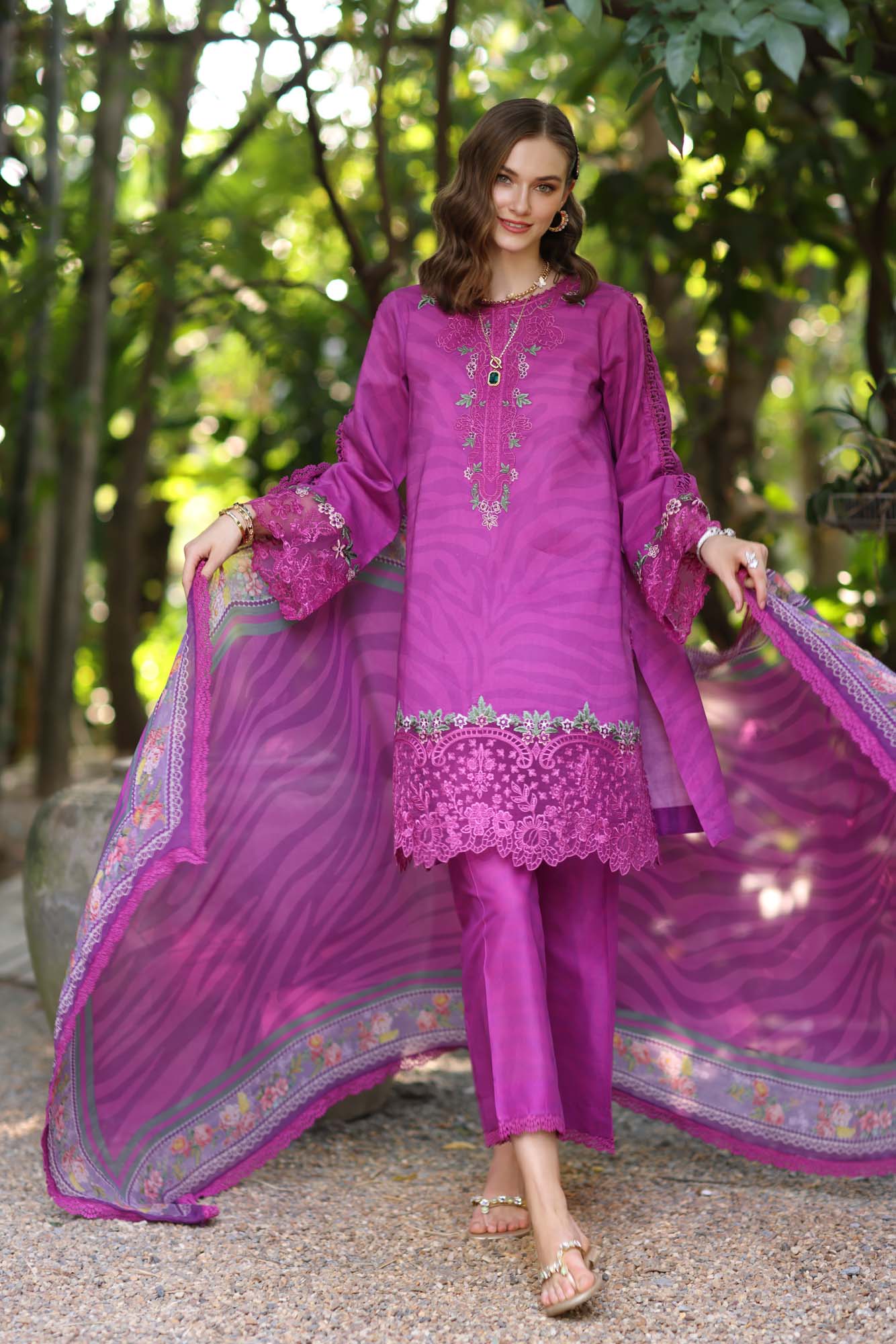 Noor by Saadia Asad | Eid Luxe Printedkari | D1-A - by - Libasekhas UK - Registered Vendor of : Noor by Saadia Asad - 100% Original Designer Dresss