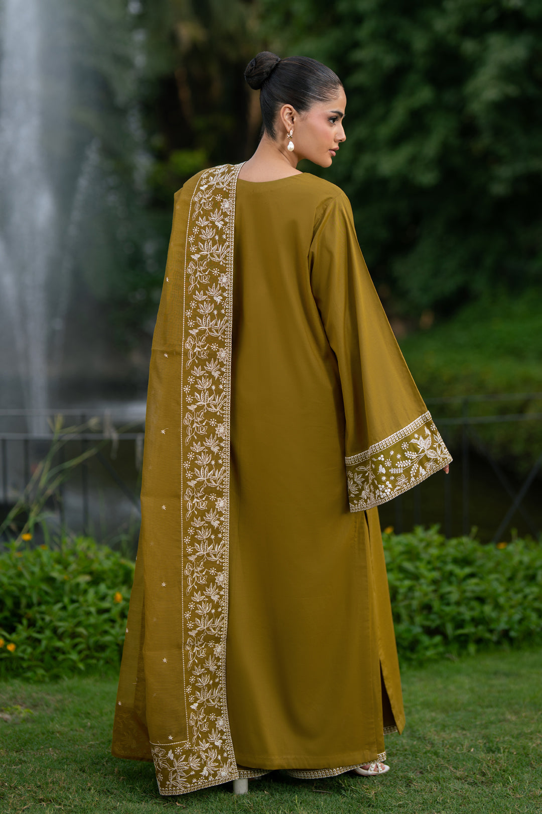 Alizeh | Printed Lawn | AF-EL-7075-Moss - by Libasekhas UK - Registered Vendor of : Alizeh - 100% Original Designer Dress