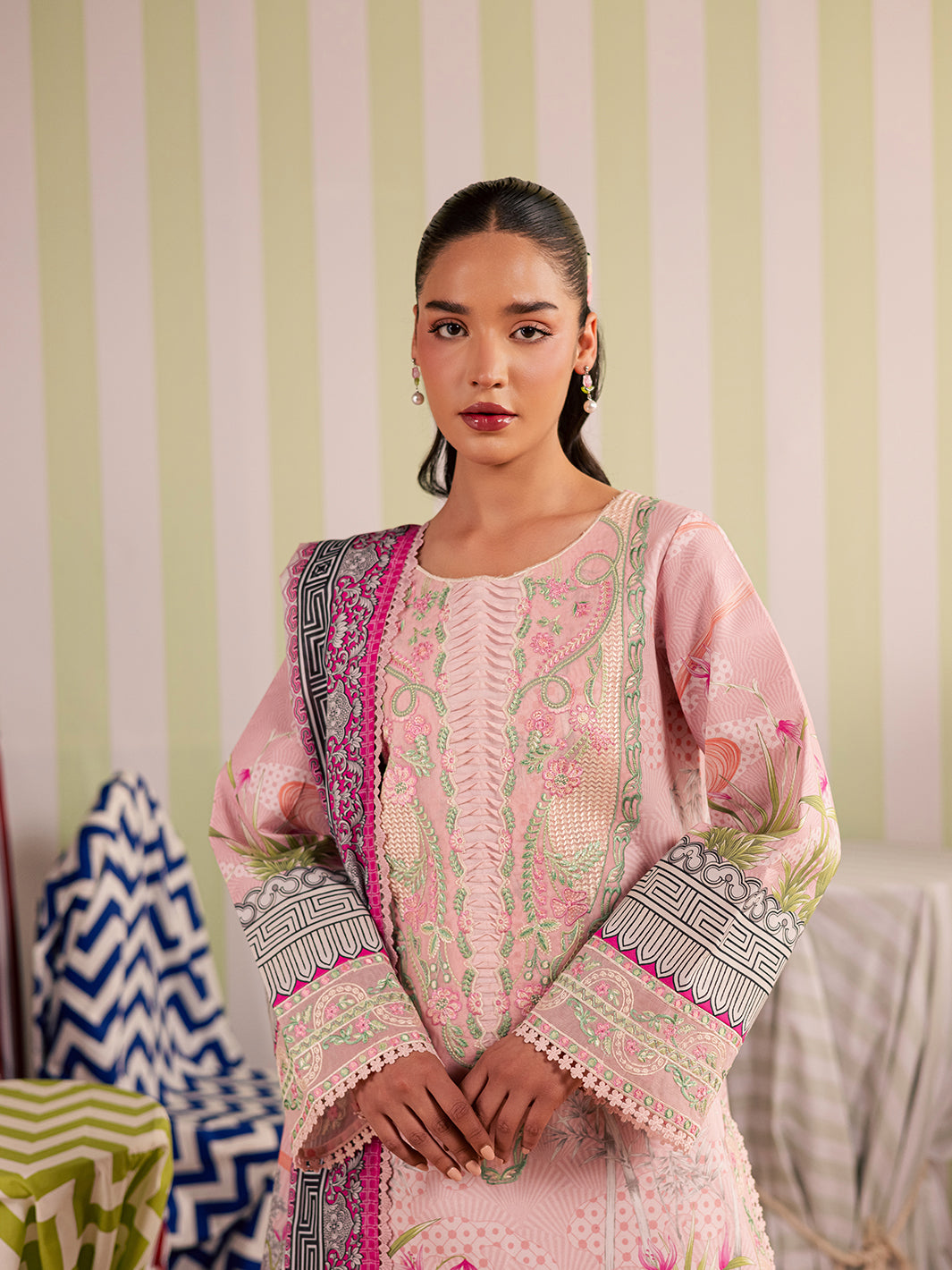Mahnur | Afsana Lawn 26 | AL-06 - by Libasekhas UK - Registered Vendor of : Mahnur - 100% Original Designer Dress