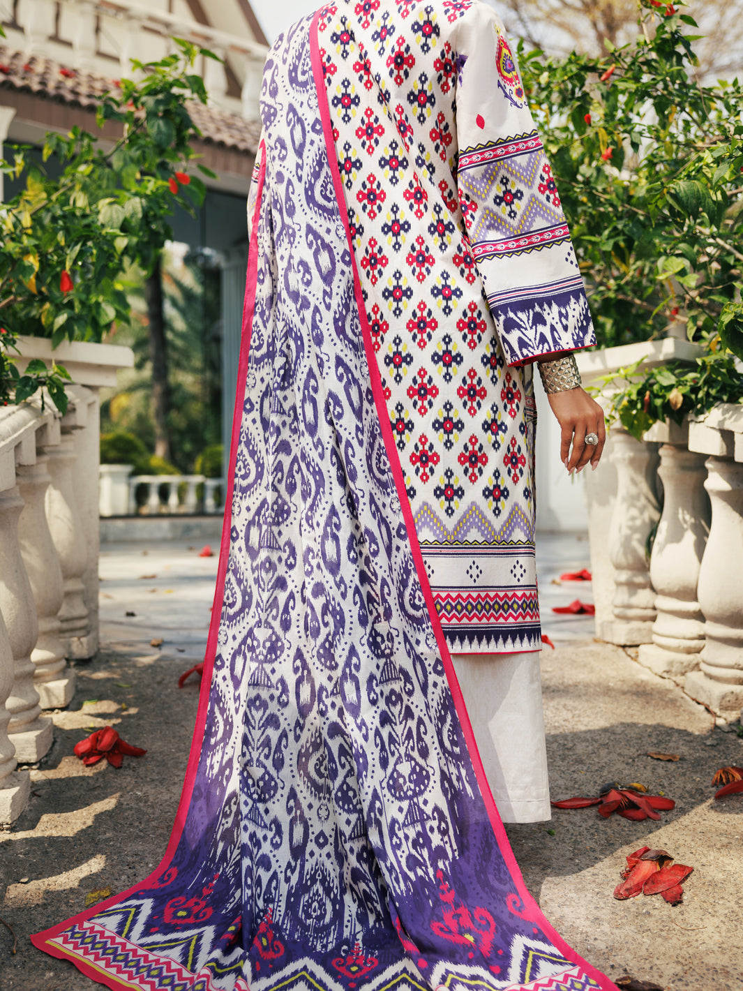 Almirah | Traditional Tale |ALP-3PS-2115 - by - Libasekhas UK - Registered Vendor of : Almirah - 100% Original Designer Dresss