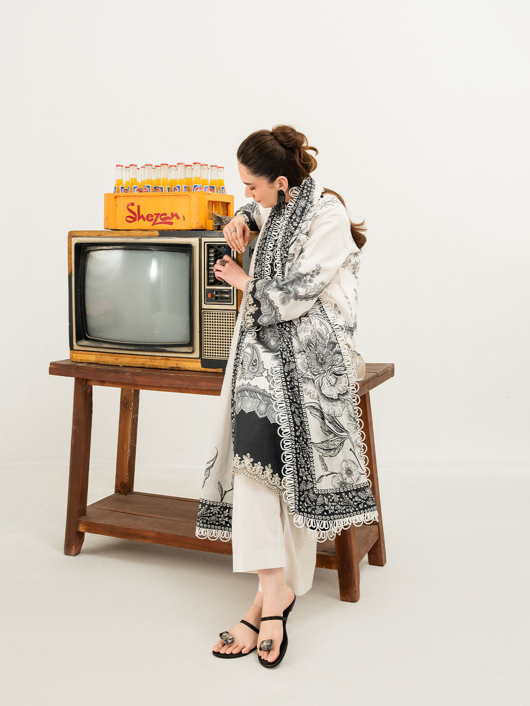 Mahnur | Anaya Lawn | ANA-005 - by Libasekhas UK - Registered Vendor of : Mahnur - 100% Original Designer Dress