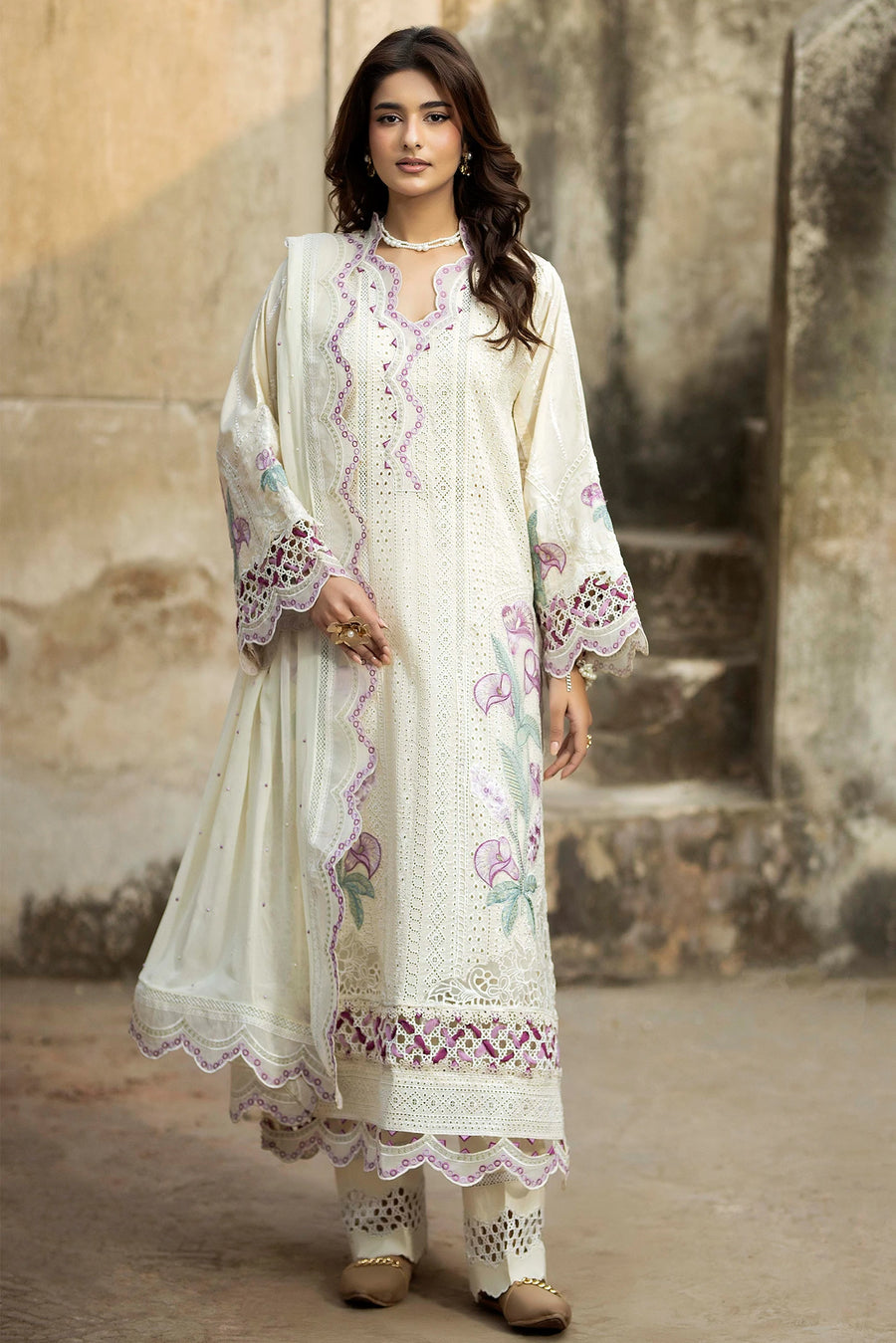 Adans Libas | Adans Tradition | TRADITION 1673 - by Libasekhas UK - Registered Vendor of : Adans Libas - 100% Original Designer Dress