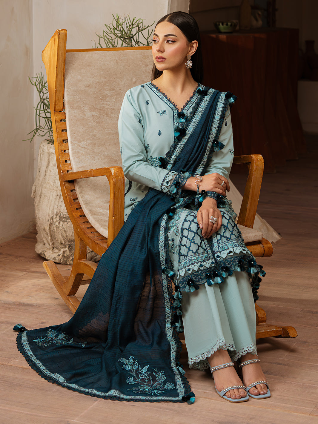 Mahnur | Florence Luxury Lawn 25 | AIYLEEN - by - Libasekhas UK - Registered Vendor of : Mahnur - 100% Original Designer Dresss