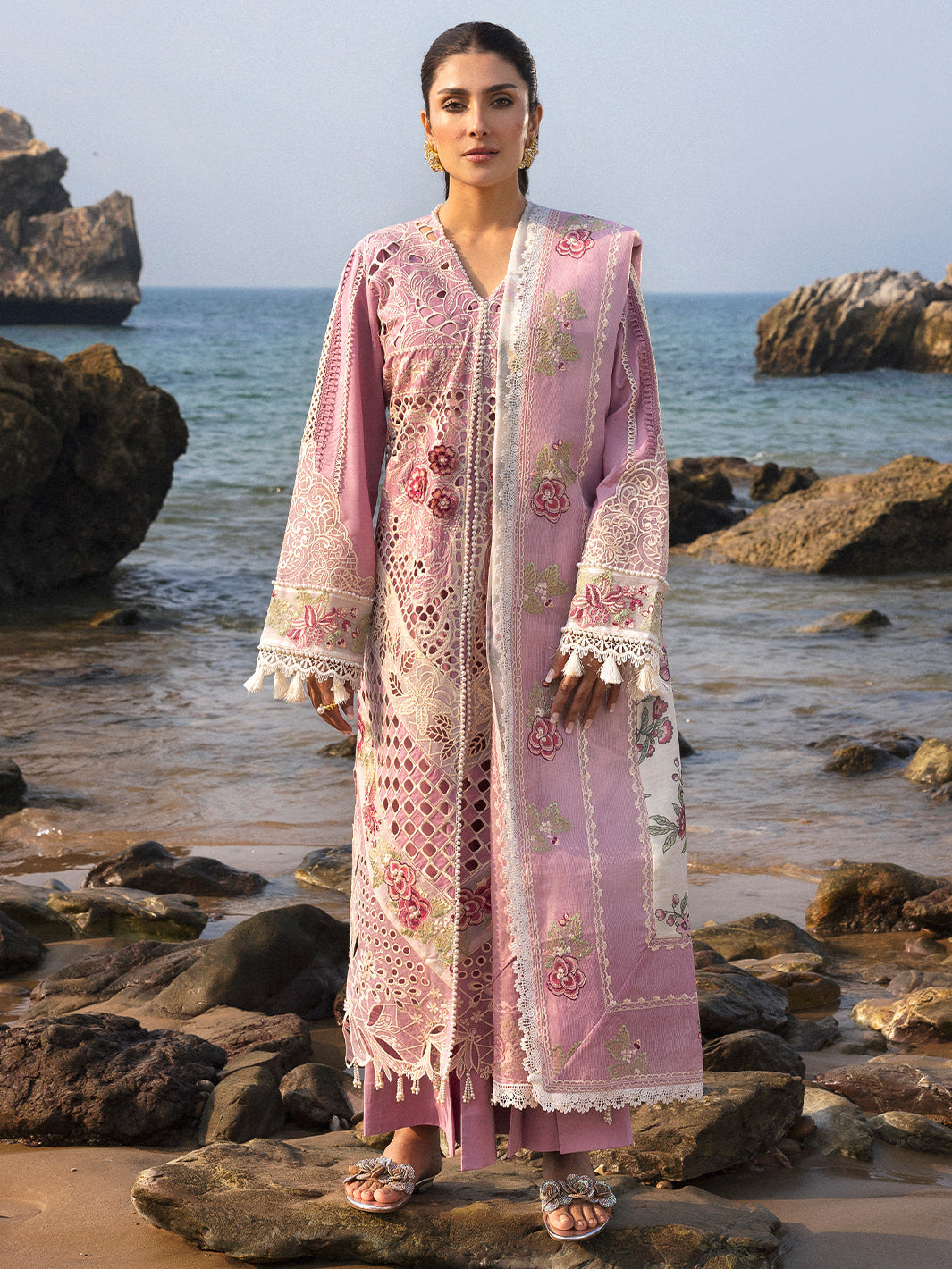 Mahnur | Sirena Luxury Lawn 25 | Aria - by - Libasekhas UK - Registered Vendor of : Mahnur - 100% Original Designer Dresss