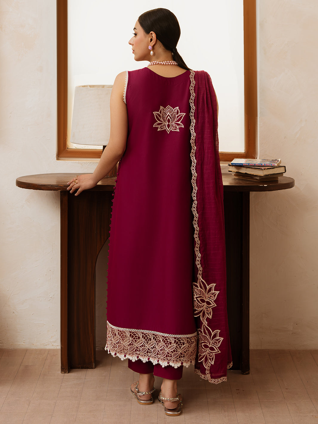 Mahnur | Florence Luxury Lawn 25 | ARLEEN - by - Libasekhas UK - Registered Vendor of : Mahnur - 100% Original Designer Dresss