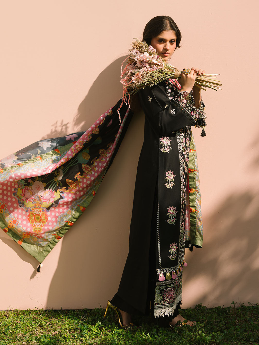 Mahnur | Dahlia Luxury Lawn 25 | Aurora - by - Libasekhas UK - Registered Vendor of : Mahnur - 100% Original Designer Dresss