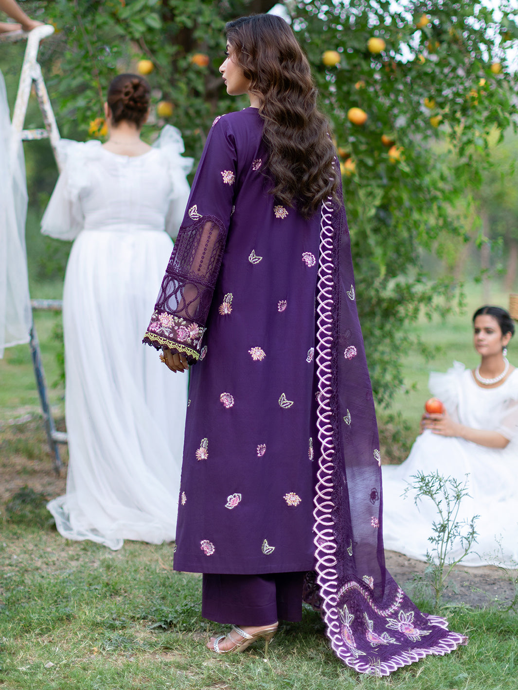Mahnur | Sophie Luxury Lawn 25 | Ayra - by - Libasekhas UK - Registered Vendor of : Mahnur - 100% Original Designer Dresss